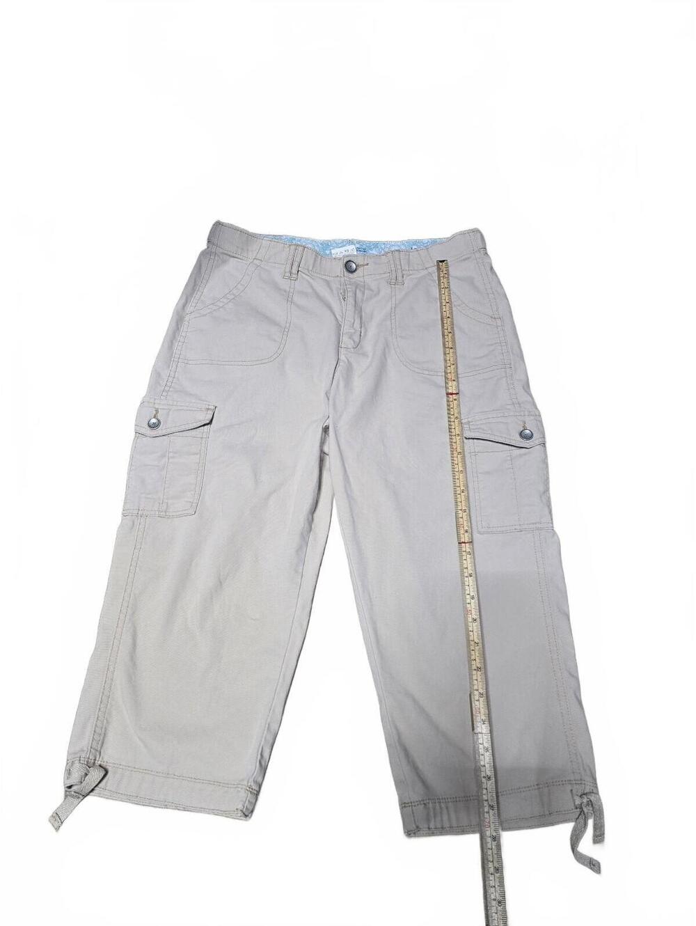 Lee Women’s Size 12 Khaki Cargo Capri Pants Comfort Waistband Stretch Cropped